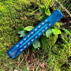 Dřevěný stojánek barevný