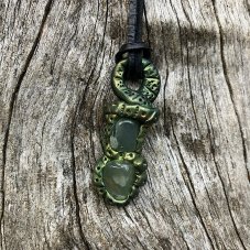 Přívěsek Chrám matky země