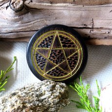 Dřevěný pentagram na oltář č.10