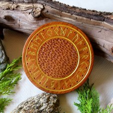 Tácek s runami Starší futhark č.3