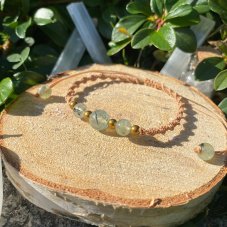 Macrame náramek 3 krystaly (kroucený úvaz)