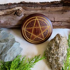 Dřevěný pentagram na oltář č.6