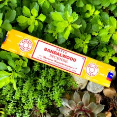 Tyčinky santalové dřevo