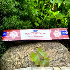 Tyčinky jogínská meditace