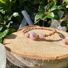 Macrame náramek 3 krystaly (kroucený úvaz)